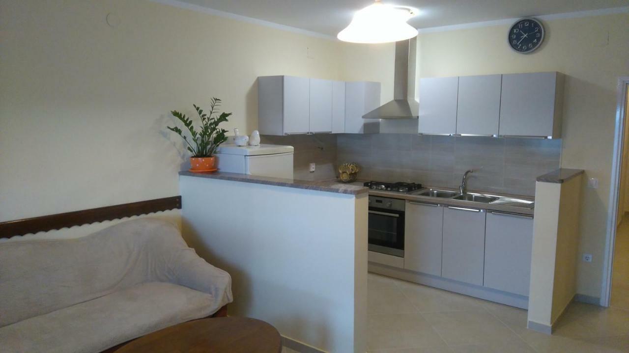 Apartment Ivana Сень Екстер'єр фото