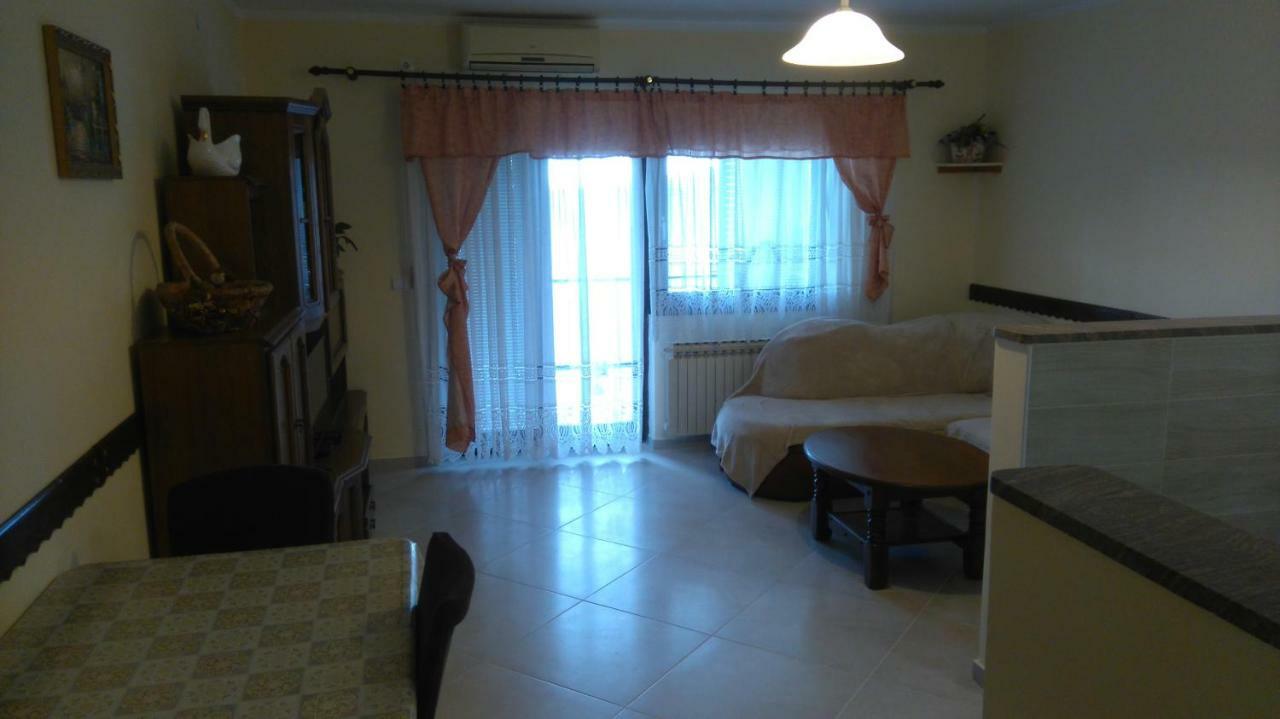Apartment Ivana Сень Екстер'єр фото