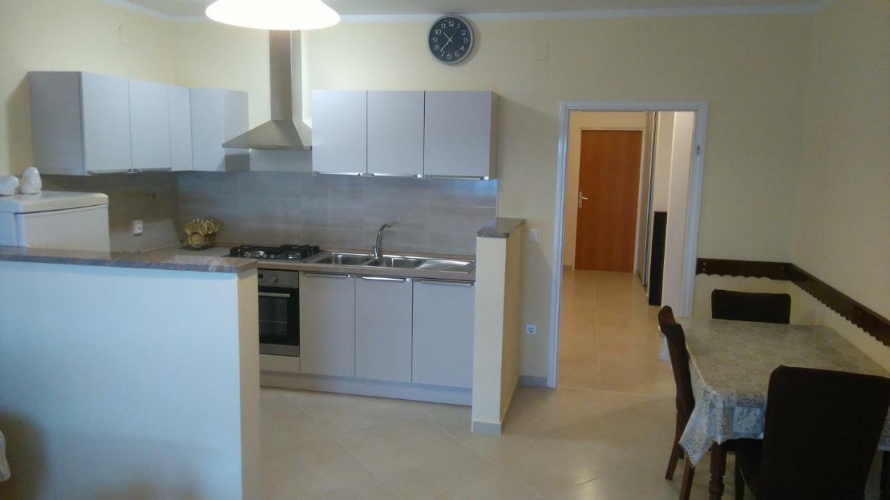 Apartment Ivana Сень Екстер'єр фото